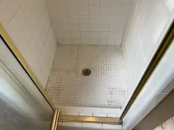 Bathtub Reglazing LLC