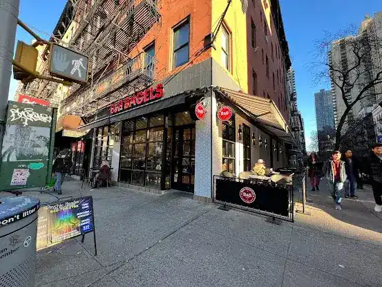 B&B BAGELS