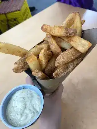 Bel Fries Food Truck