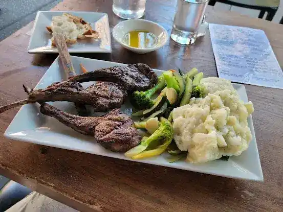 Bella Luna Restaurant