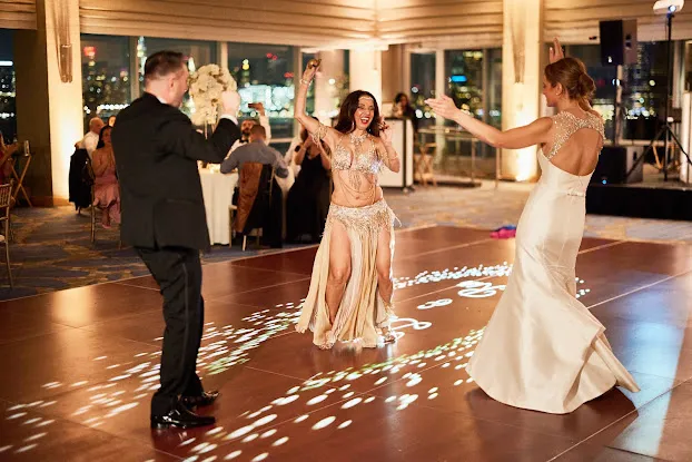 Belly Dancer NYC ~ Professional Belly Dance Entertainment