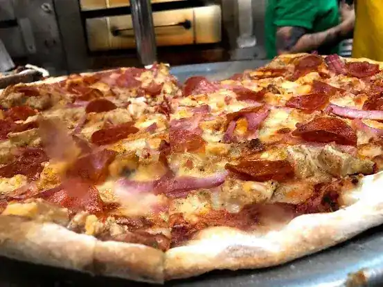 Ben's Pizzeria