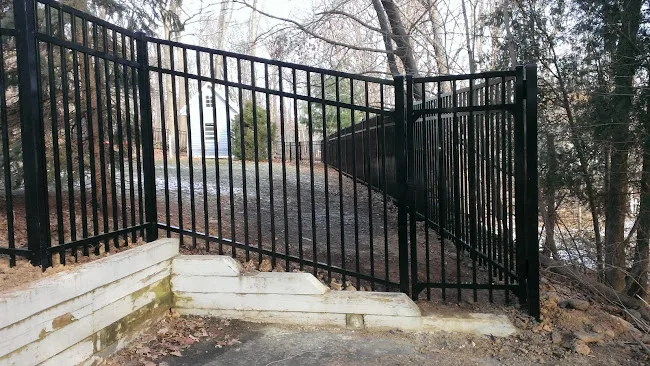 Bergen Fence