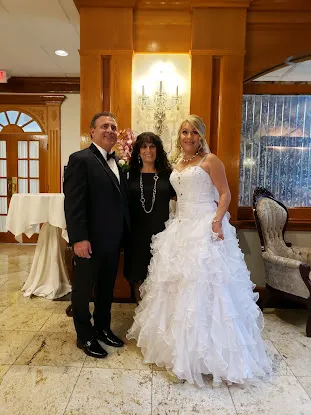 Bilingual Wedding Officiant Adelaida Avila