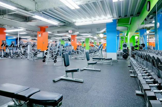 Blink Fitness 125th