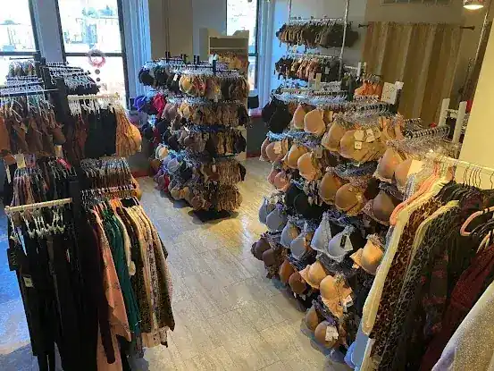 BRA TENDERS NYC