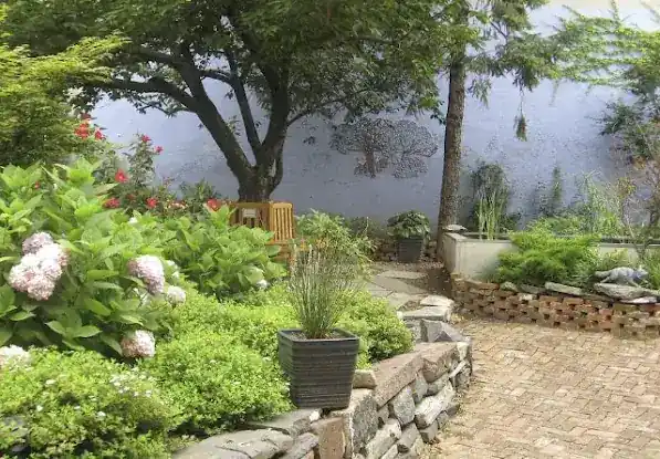 Bridge Plaza Community Garden