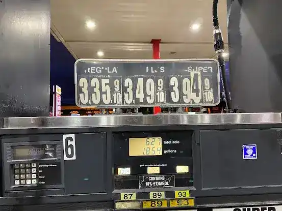 Broadway Diesel & Gas