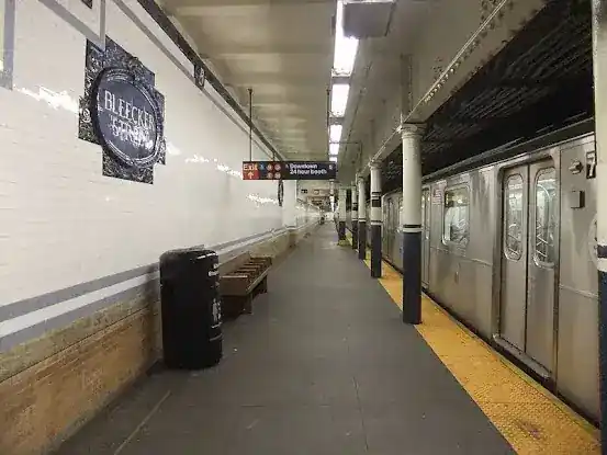 Broadway-Lafayette/Bleecker St