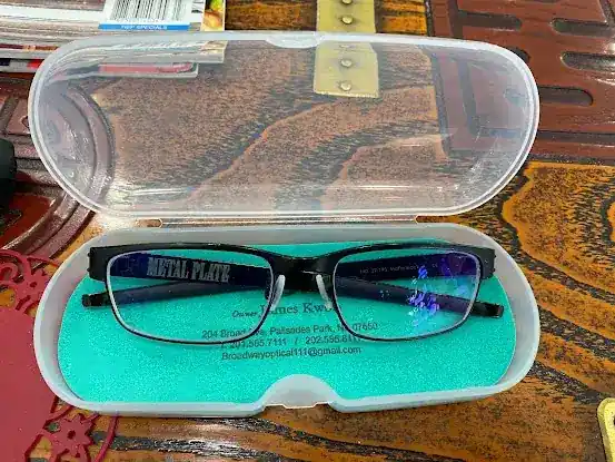 Broadway Optical LLC