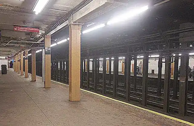 Brook Av