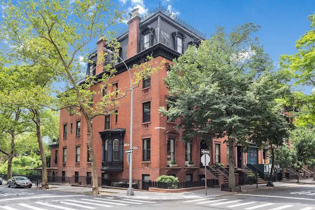 Brooklyn Heights Real Estate