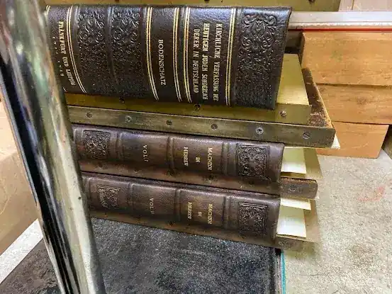 Brucha Bookbinding