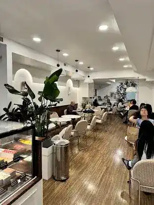 CAFE 2BY2