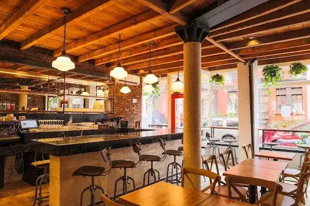 Canto West Village