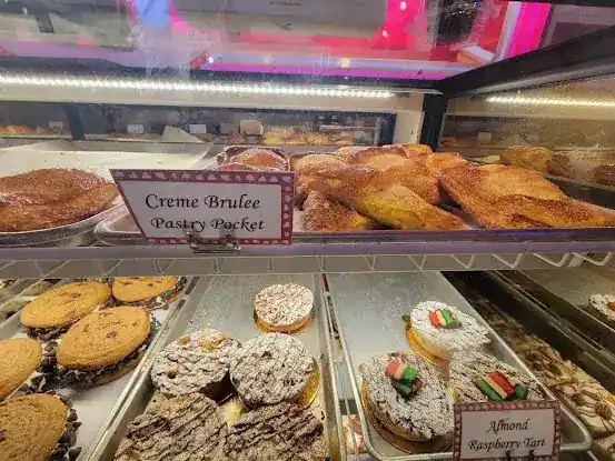 Carlo's Bakery 1500 Broadway