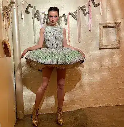 CARNIVEL FASHION HOUSE