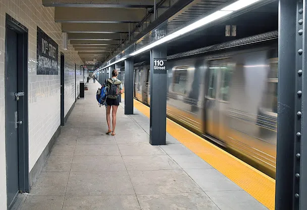 Cathedral Pkwy (110 St)