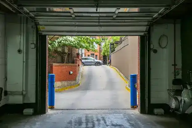 Centerpark Central Park West Parking Garage