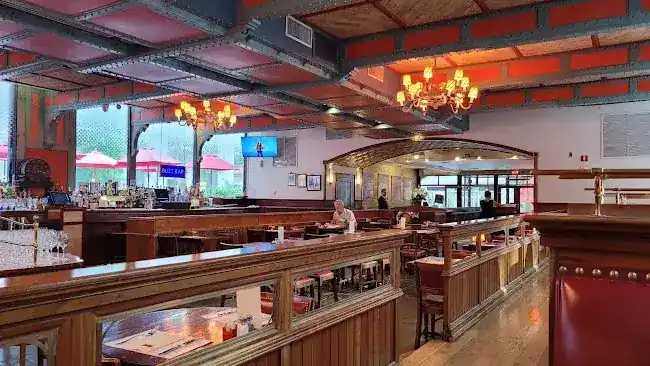 Central Cafe & Deli
