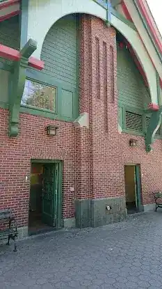 Central Park Conservancy Public Toilets