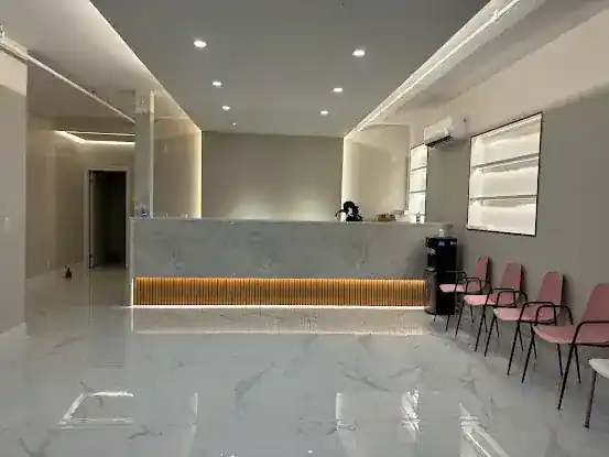 Century Dermatology 清清皮肤诊所