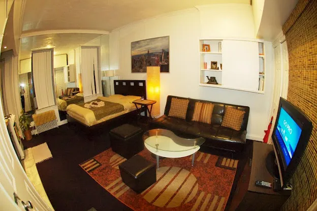 Charming Studio by Grand Central