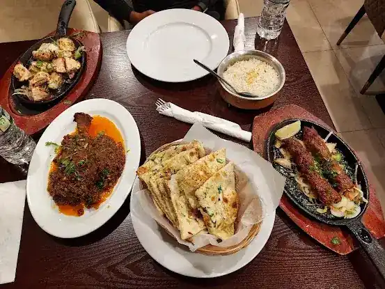 Chef's Mahal-Mannan Restaurant & Grill