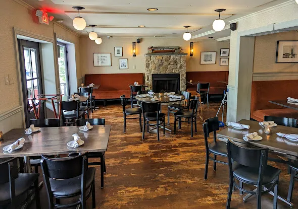 Chesapeake Tavern