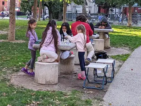 Chess tables