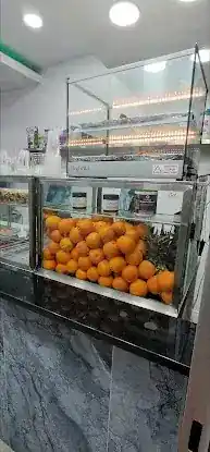 Chinola juice bar