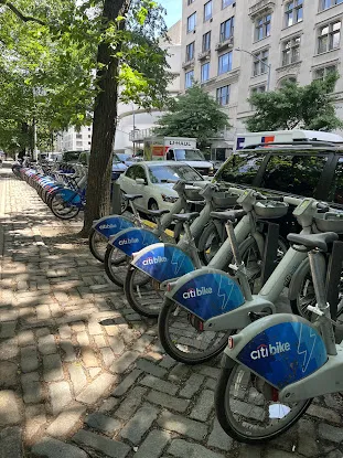 Citi Bike: 5 Ave & E 87 St