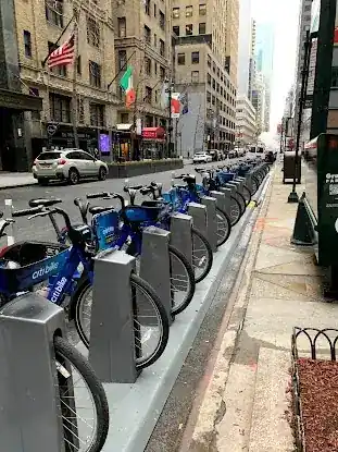 Citi Bike: E 44 St & Lexington Ave