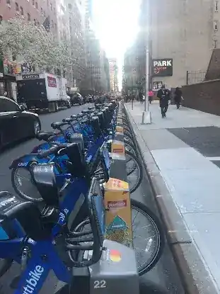 Citi Bike: E 47 St & 2 Ave