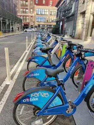 Citi Bike: Howard St & Lafayette St