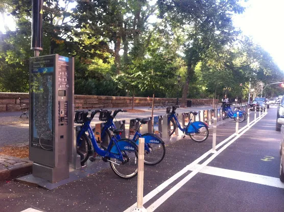 Citi Bike: Riverside Dr & W 82 St