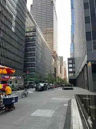 Citi Bike: W 52 St & 6 Ave