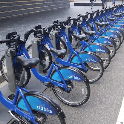 Citi Bike: West St & Chambers St