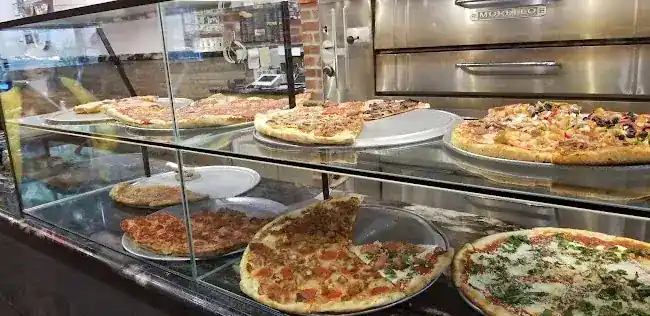 Claudio's Pizza & Pasta
