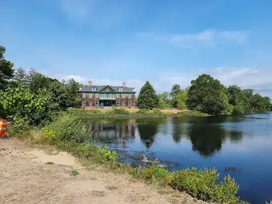 Connetquot River State Park Preserve