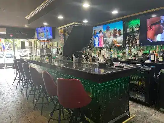 Coromoto Restaurant & Bar