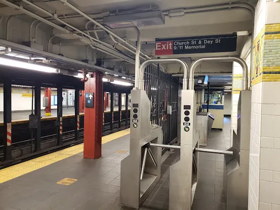 Cortlandt St