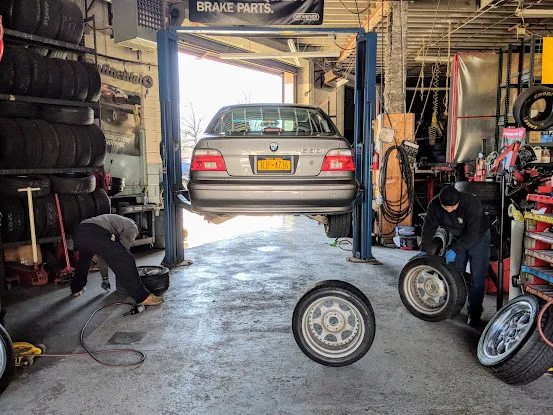 Cosmos Tire Center