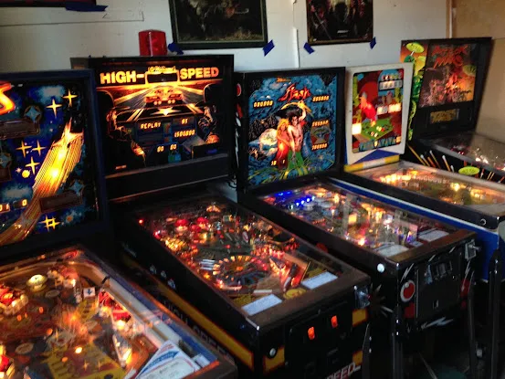 Crazy Levi's Pinball