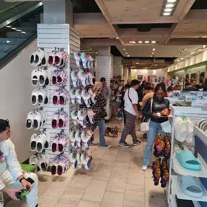 Crocs at 34th Street