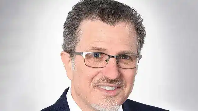 Dan A. Zlotolow, MD, FAOA