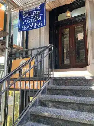 Daphne Art & Custom Framing