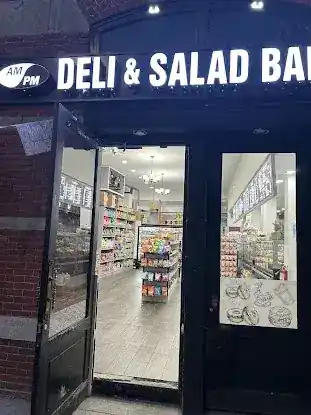 Deli & Salad Bar
