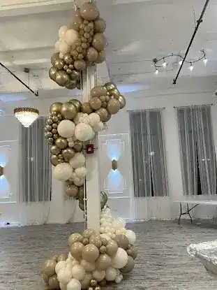 Deshe Decoro