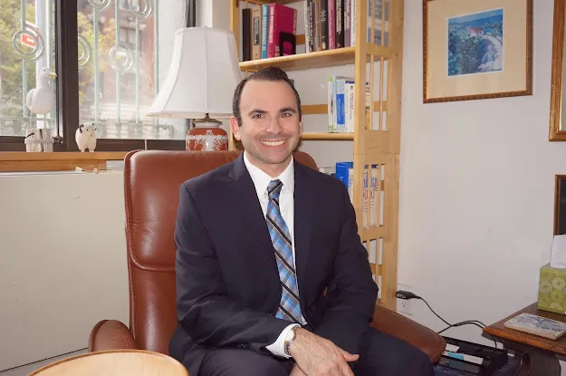 Diabetes-Focused Psychotherapist Eliot LeBow LCSW, CDE